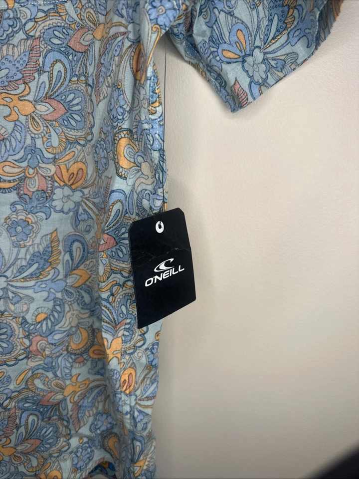Camisa floral de manga corta con botones elástica O’Neill Quiver para hombre talla M (A5) Foto 4 de 4