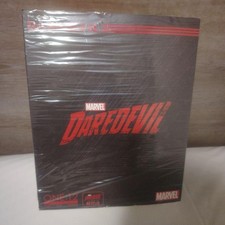 Mezco One:12 Daredevil Netflix Action Figure Used in Box