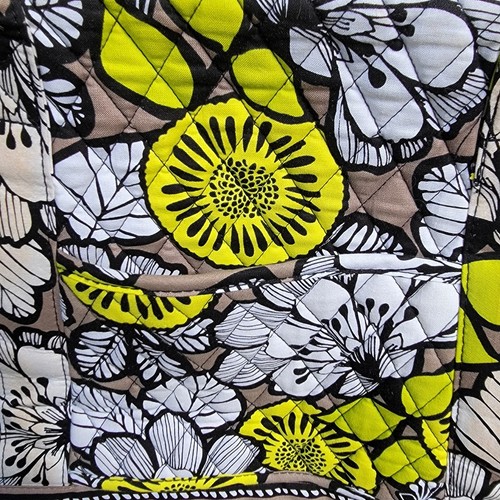Vera Bradley Floral Weekender Bag Mulitcolor Zipper NWOT 24x17 - Picture 3 of 7