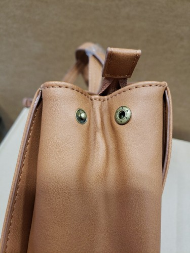 New Hobo Handbag Purse w/Cross Body Strap ~Universal Thread Goods~ Brown~Target - Picture 11 of 11