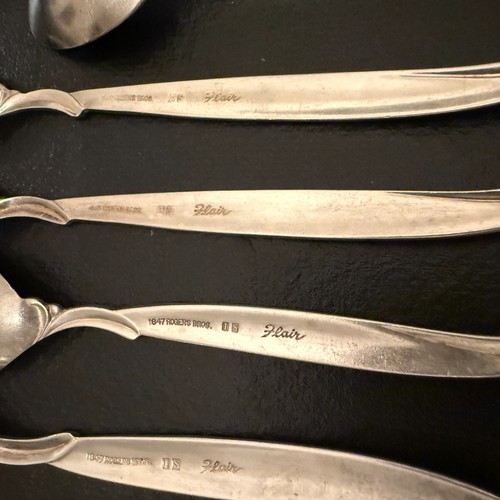 1847 Roger Bros IS Flair Silverplate Besteck 12 Teile Messer Gabeln Löffel MCM 1956 - Bild 10 von 19