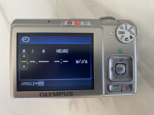 Olympus FE-230 (écran noir en mode prise de vue) - Imagen 12 de 21