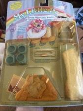 My LIttle Pony Pony Wear With Jewelry Lights Cameras Action SEALED NOS Vtg 1985
