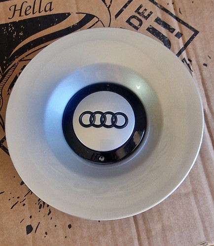 Audi 8E0601165H Set of 4 Wheel Rim Centre Hubcaps Audi Customised Black Badges - Picture 5 of 11