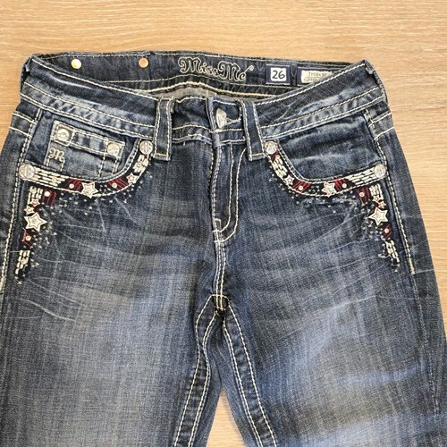 Miss Me Jeans 26 Cuffed Capri Read White Blue 4th Of July Stars Embellished - Picture 2 of 11