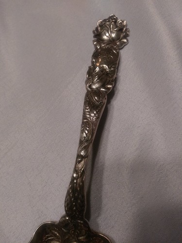 Bridal Rose by Alvin Sterling Silver Berry Spoon Large w/Flower in Bowl 9 1/8" - Picture 4 of 11