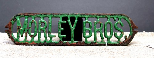 Antik 1900er Morley Bros Saginaw Gusseisen Kutsche Typenschild Emblem Hardware