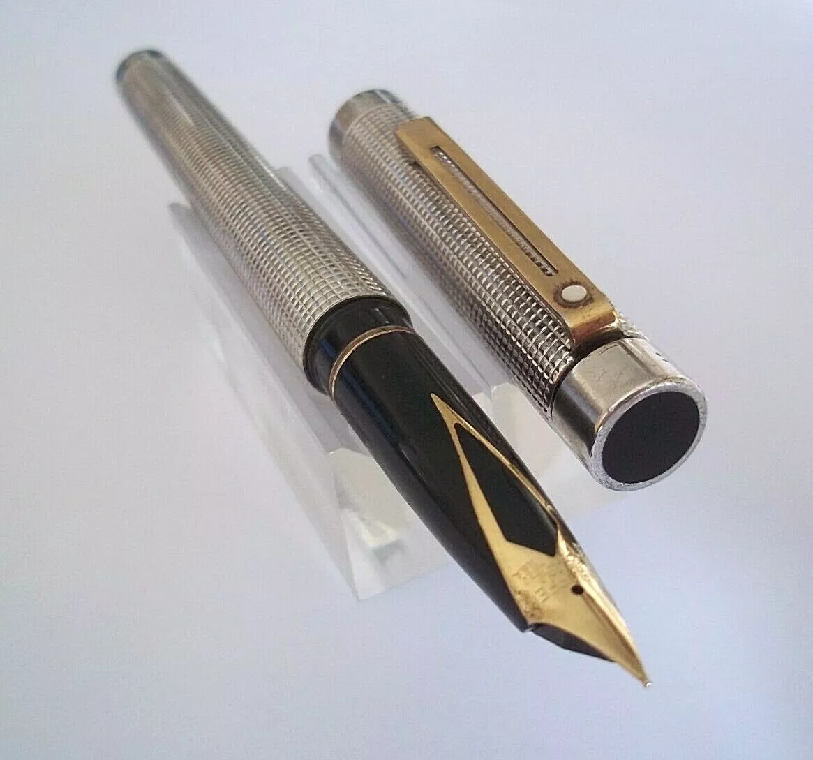 Pen Fountain Pen Sheaffer Targa IN Plate Silver Plated Gold 24