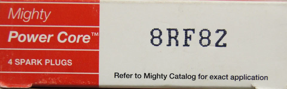 Paquete de 4 bujías Mighty Spark Plugs #8RF82 Power Core Nuevo de Lote Antiguo Foto 4 de 4