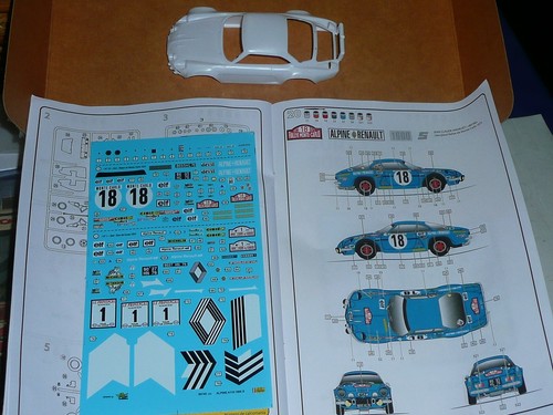 Heller 1/ 24 : ALPINE A 110 - ANDRUET / NICOLAS RALLYE MONTE CARLO / CORSE 1973 - Picture 3 of 4