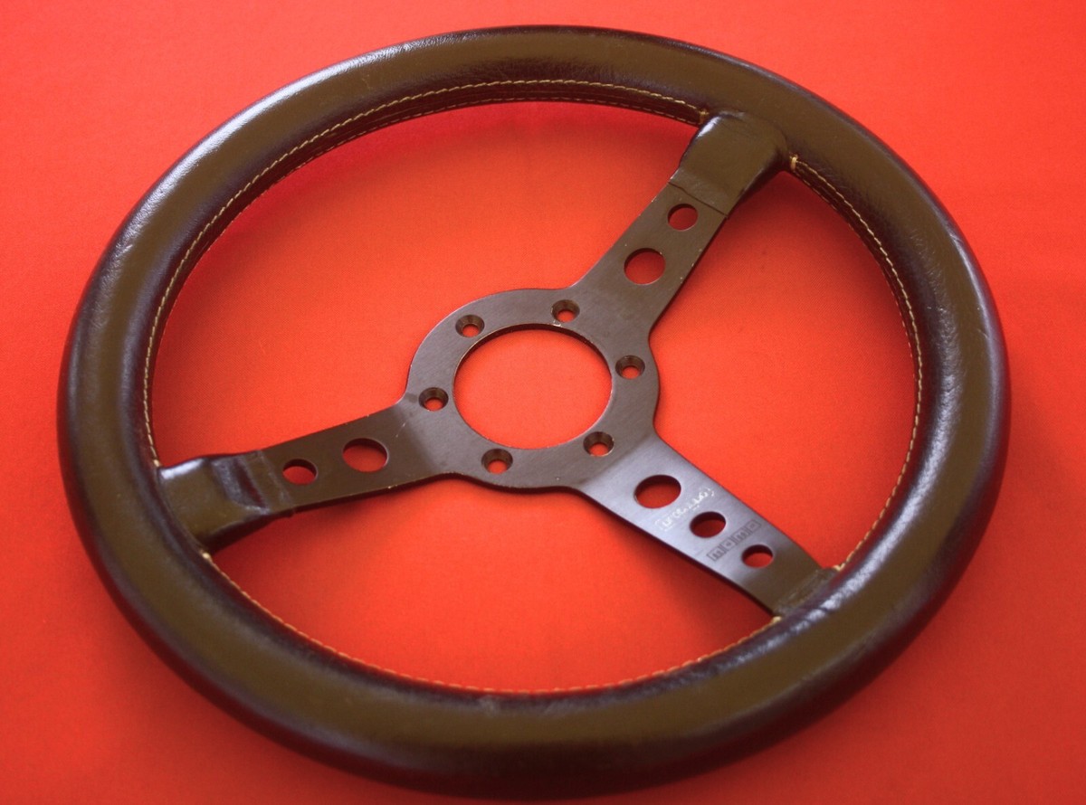モモprototipo 当時物？　momo Authentic 1981 Momo Prototipo Steering Wheel, 320mm, 13.6