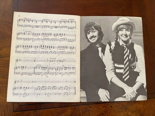 SUPER RARE! The BEATLES Book of Recorded Hits Souvenir Song Album AUS-3746 - Picture 5 of 6