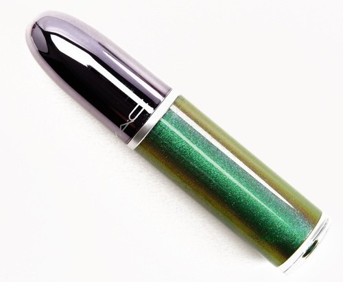 Color de labios líquido MAC Grand Illusion 5 ml - Paz, amor, unidad, respeto - Imagen 2 de 5