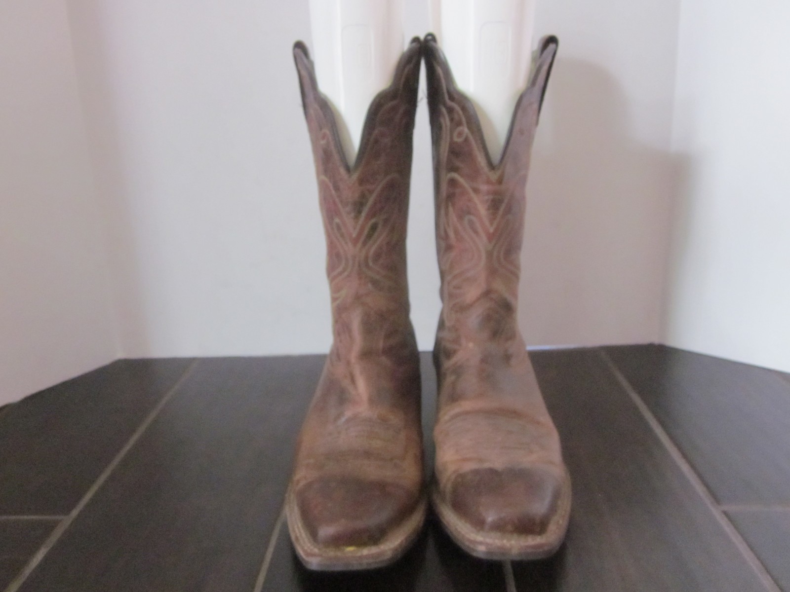 Ariat Damenschuhe Legend Square Toe Cowboy Western Braun Oiled Oiled Oiled Rowdy Sz. 8.5 B (D01) d15efd Ariat Damenschuhe Legend Square Toe Cowboy Western Braun Oiled Oiled Oiled Rowdy Sz. 8.5 B (D01) d15efd
