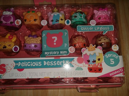 NEW IN BOX NUM NOMS CUPCAKE TRY DELICIOUS DESSERT LIP GLOSS (SERIES 5) - Picture 3 of 6