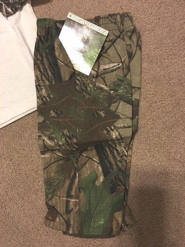 Realtree APG Infant/Toddler 2 PC Pants & LS White/Camo Tee - Picture 3 of 9