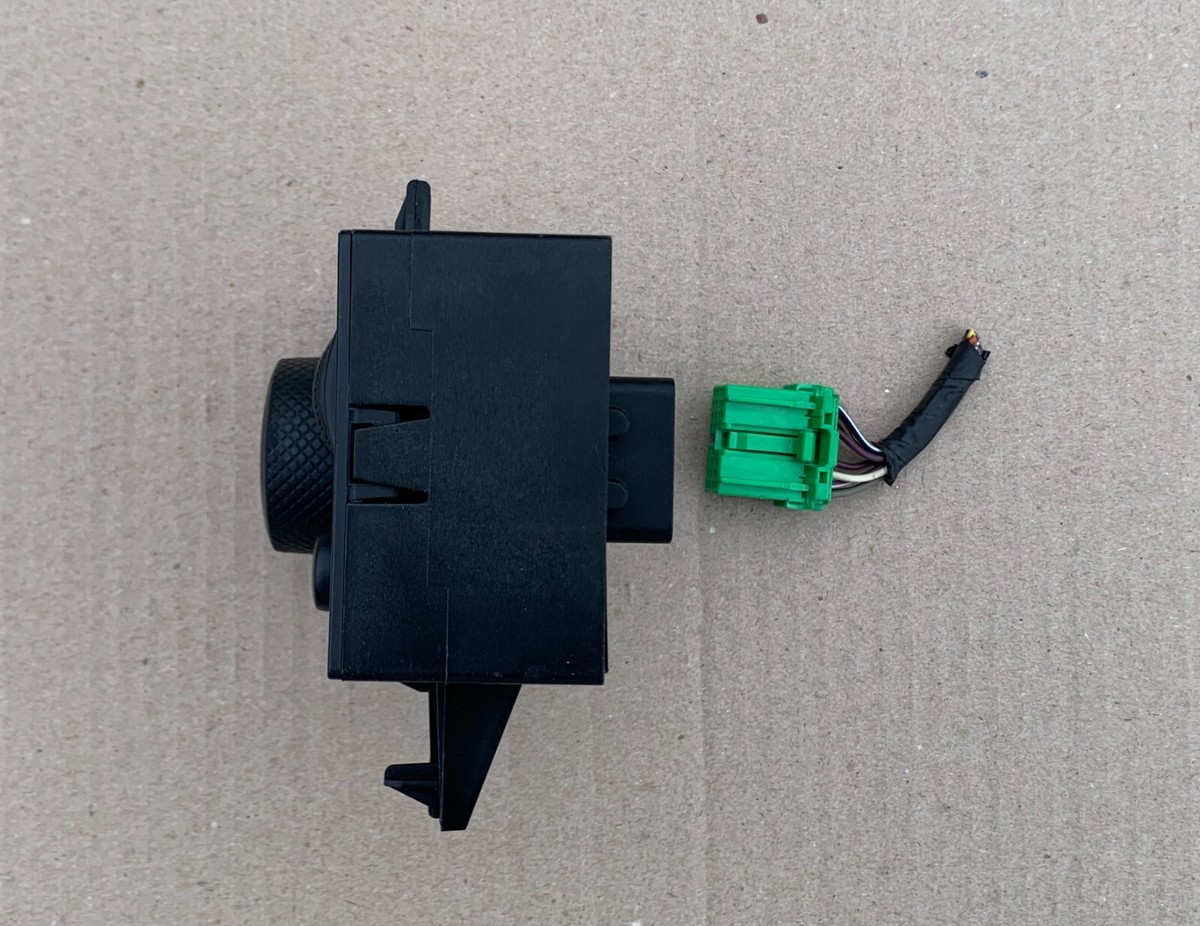 15101465 2006-2010 HUMMER H3 HEADLIGHT FOG LIGHT DIMMING 15101465 2006-2010 HUMMER H3 HEADLIGHT FOG LIGHT DIMMING