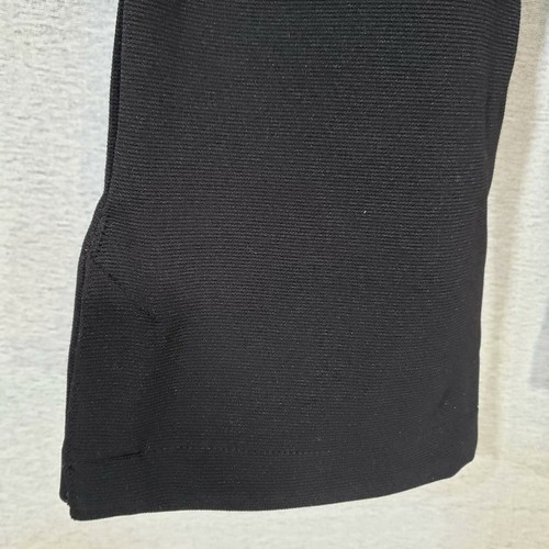 Women Chef Capri Medium Black Knit PullOn Fame Fabrics Elastic Waist 30"W x 22"I - Picture 3 of 7