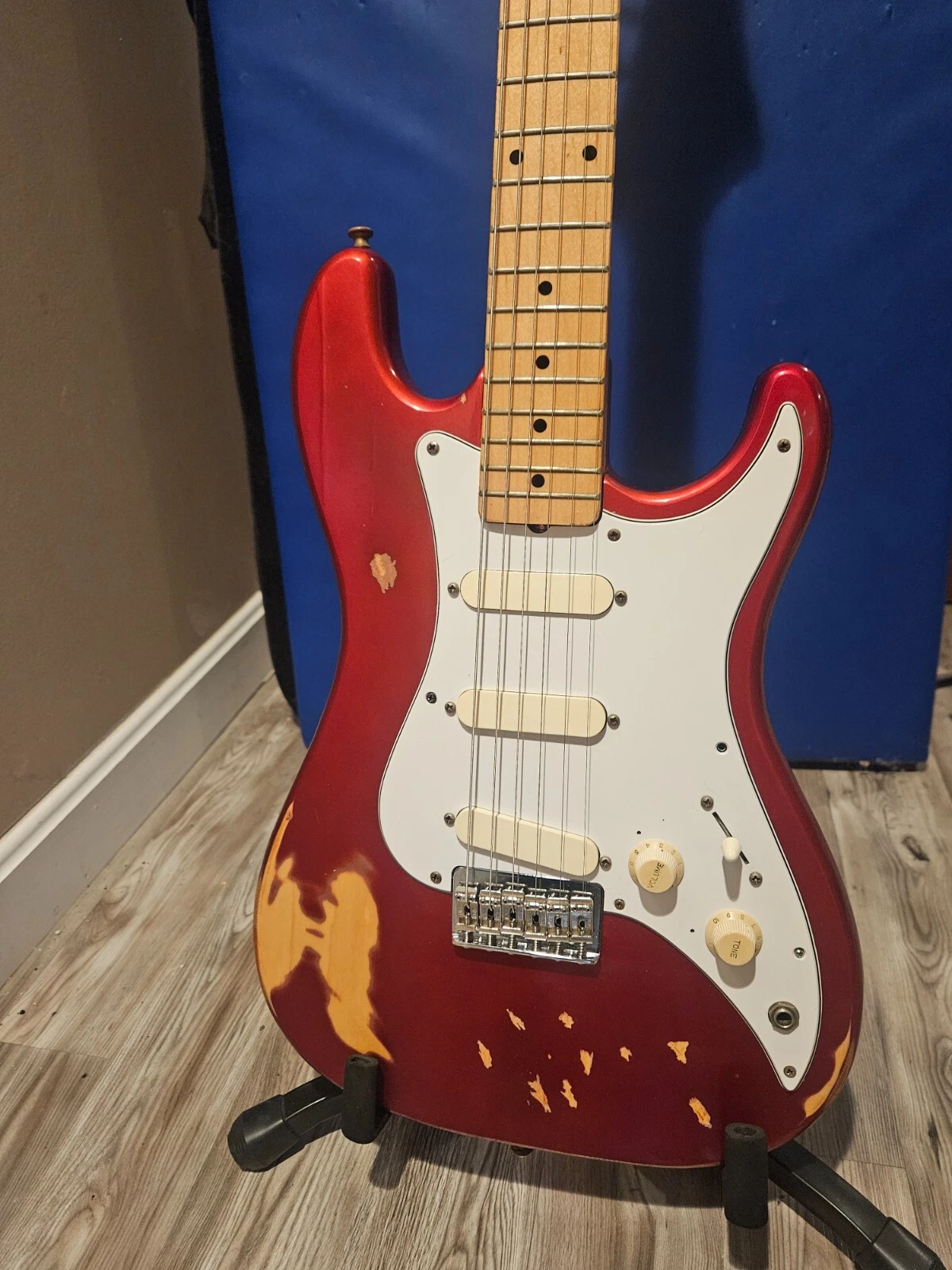 Picture 2 of 10