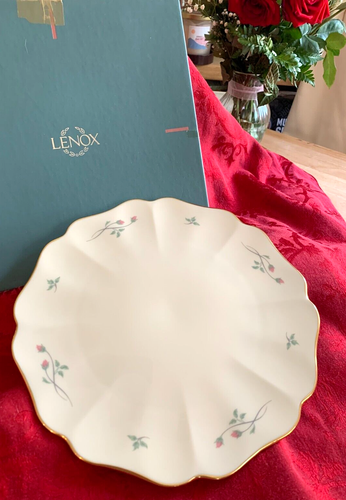 NIB Lenox Rose Manor 11.75 in Cake Plate Serving Plate Platter with Box and Card - Picture 5 of 8
