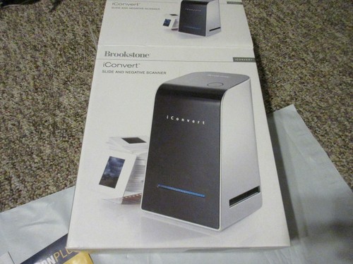 BROOKSTONE ICONVERT SLIDE AND NEGATIVE SCANNER NEW - 第 2/11 張圖片