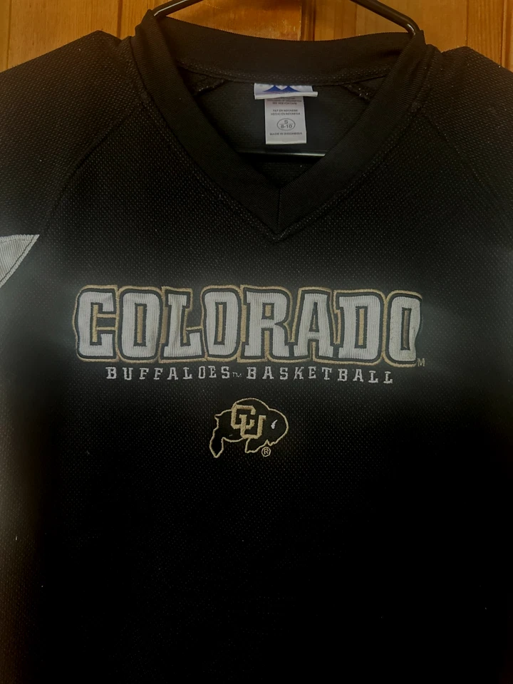 Camisa Pullover Manga Corta Mighty Man Niños Jóvenes Talla Pequeña 8-10 Colorado Buffs Foto 2 de 4