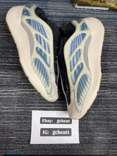 Adidas Yeezy 700 V3 Kyanite Blue Size 11.5 GY0260 Authentic Men Sneakers YZY