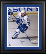 Doug Gilmour Toronto Maple Leafs Framed Signed 16" x 20" Skating Photograph