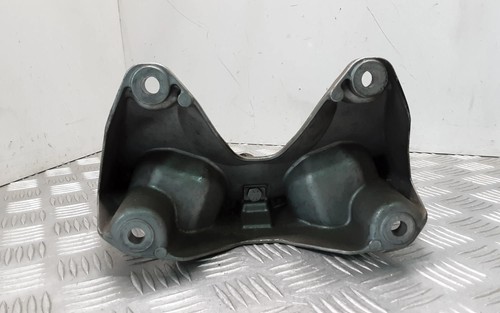 Soporte transmisión BMW 7 F01, F02 6775909 4.40 gasolina 300kw 2009 28435332 - Imagen 6 de 7