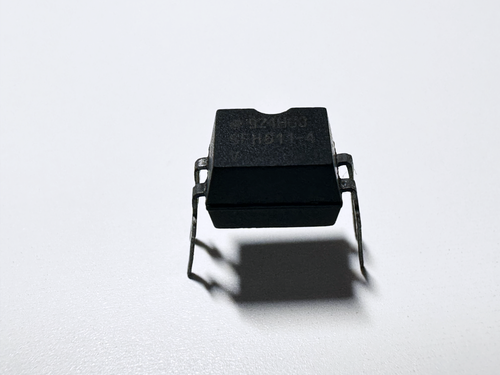 5PCS SFH611-4 VISHAY High CTR Phototransistor Optocoupler 70V 2.8kV DIP-4 - Picture 1 of 3