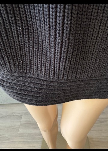 City Chic Damen Schwarz Langarm Schulterfrei Pullover Übergröße XS Neu ohne Etikett - Bild 4 von 10
