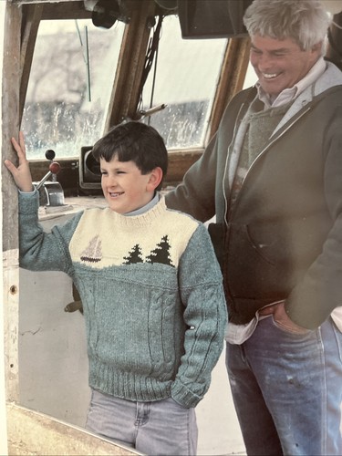 Maine Island Kids - 20 Sweater Knitting Patterns - North Island Designs 1989 - Picture 8 of 13