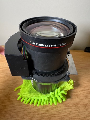 Barco TLD Zoom (2.8-5.0):1 Lens for SLM Motorized Projector Lens Church Owned - Picture 7 of 17