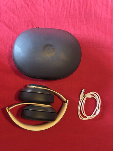 Beats by Dr. Dre Studio3 Wireless NC Over-Ear Headphones - Midnight Black - Picture 1 of 6
