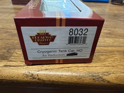 Broadway Limited #8032 AIR REDUCCTION Cryogenic Tank Car UTLX 80044 NIB - Picture 3 of 3