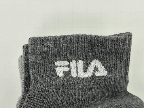Calcetines FILA para hombre, calcetines grises cuarto de tripulación, 6 pares, precio de venta sugerido por el fabricante $36 🙂 - Imagen 11 de 11