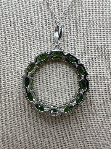 6.00ctw Russian Green Chrome Diopside Sterling Silver Round 1.5” Pendnt Necklace - Picture 2 of 8