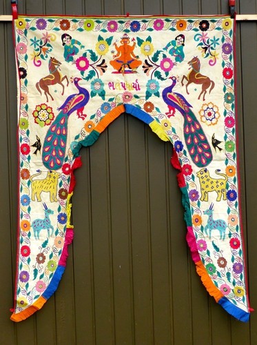  Antiker Hochzeitsbogen aus Indien - Bild 1 von 3