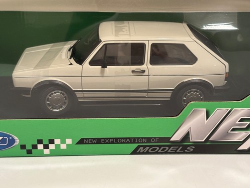 1982 Volkswagen Golf GTI "Mk1" White, Full Openings, New in Box 1/18 - Picture 9 of 9