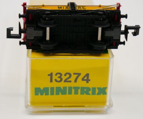Minitrix 13274 British BR N Scale National Benzole Tank Wagon Car NEW - Picture 3 of 3