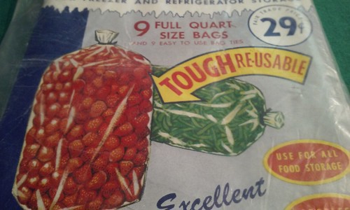 Vintage NOS SEALED Package Of 9 Freezette Quart Freeze Bags Nice Graphics - Picture 3 of 5