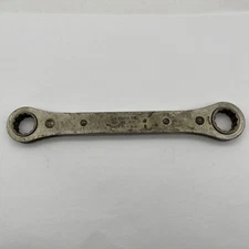 A & E MFG Co Racine Wisconsin  12 Pt  Ratcheting WRENCH set 2pc Vtg