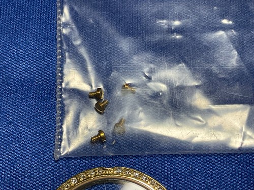 Authentic Ebel Wave Watch 18K Solid Gold Diamond Bezel With (5) 18k Gold screws - Picture 4 of 8