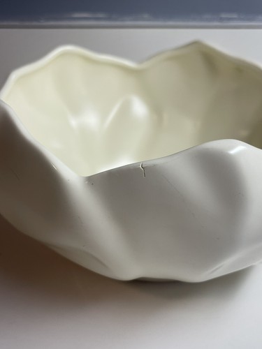 Vtg~Rare Catalina Pottery Fruit Bowl Ivory Creamy White Made In USA #C337 - Picture 10 of 12