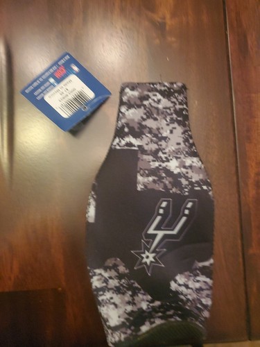 NBA San Antonio Spurs Neoprene Beer Bottle Holder Suit w/ Zipper KOOZIE Coozie - Picture 3 of 4