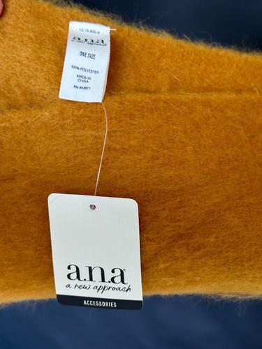 A.N.A. NWT Women's One Size Fleece Scarf Golden Orange - Picture 3 of 6