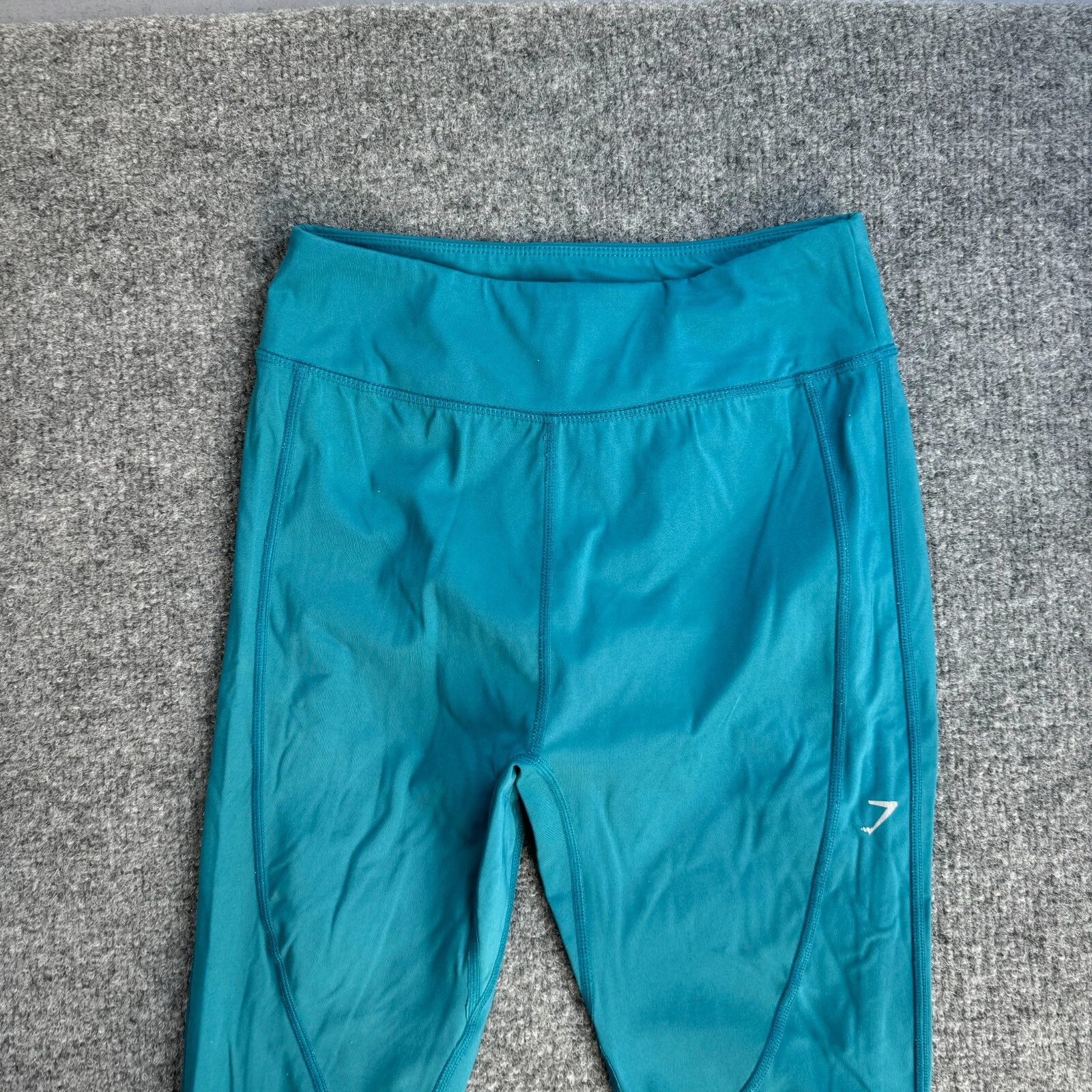 gymshark dry moisture management yoga leggings
