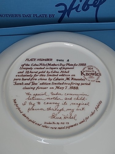 The Edna Hibel Mother's Day Plate "Sarah And Tess" 1988, #9499A - Picture 2 of 4