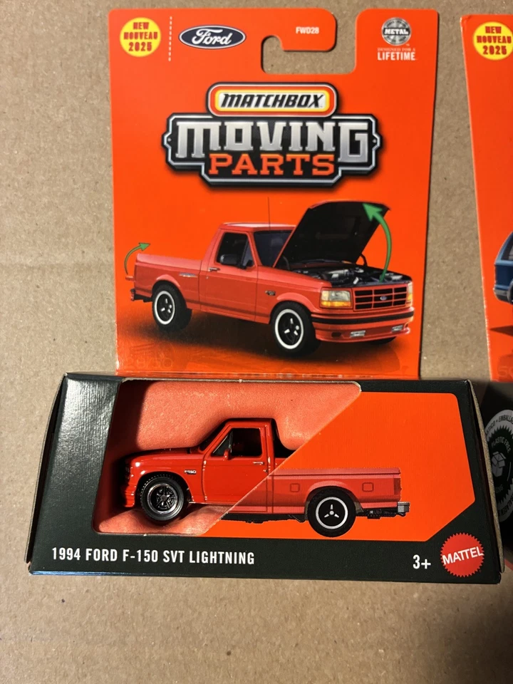 MATCHBOX 2004 FORD EXCURSION and 1994 Ford F-150 SVT Lightning MOVING PARTS 2025 - Image 4 of 4