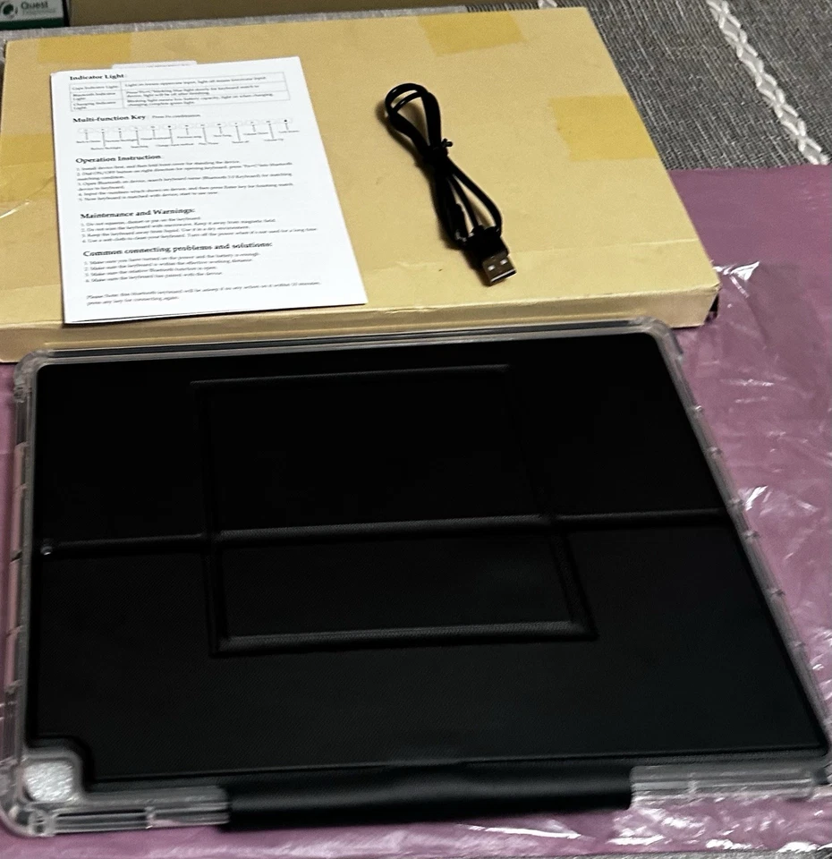 Bluetooth 12.9 iPad Pro Keyboard Case Gray/Clear For Gen 3 & 4 New - Image 4 of 4